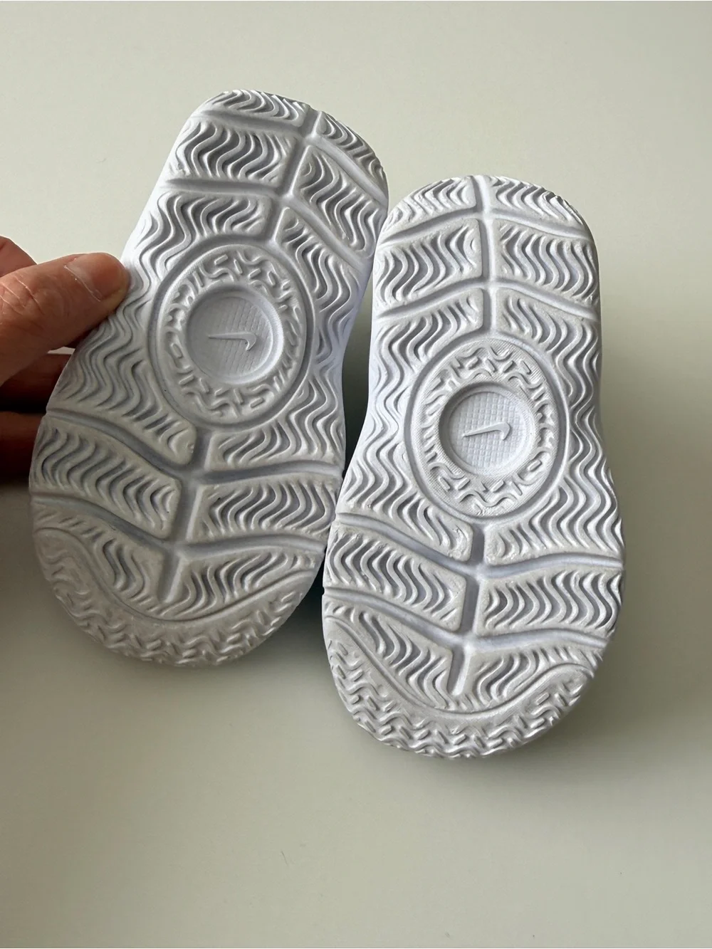 Nike Flex Runner 3 Black and White Slip-On Infant Toddler Sneakers - size 5C
